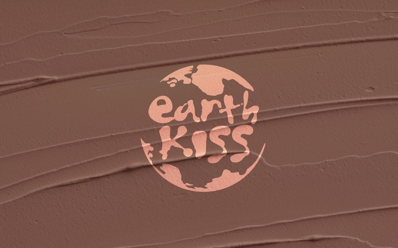 Love Earth Kiss Image